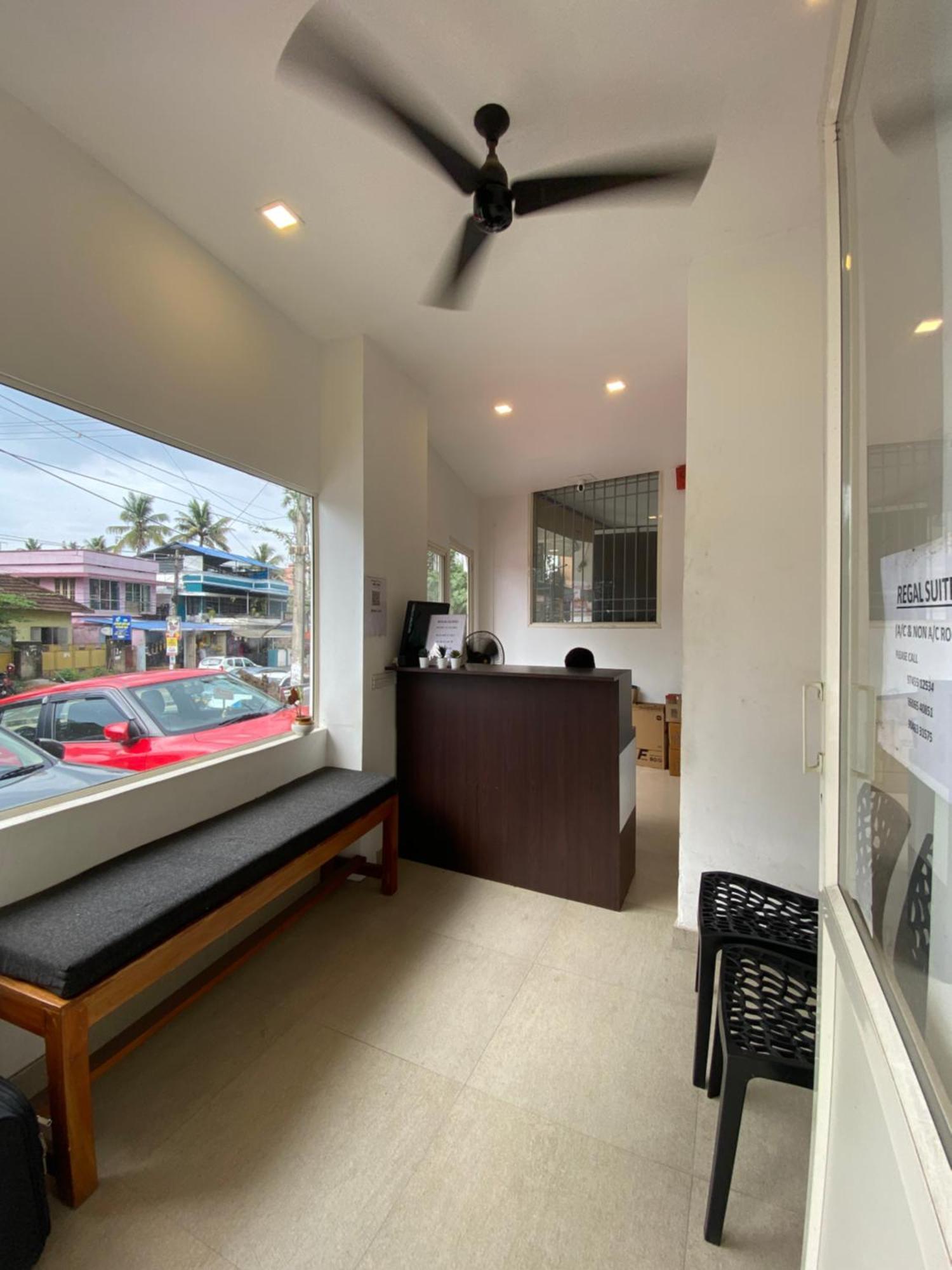 Regal Suites Thiruvananthapuram Zewnętrze zdjęcie