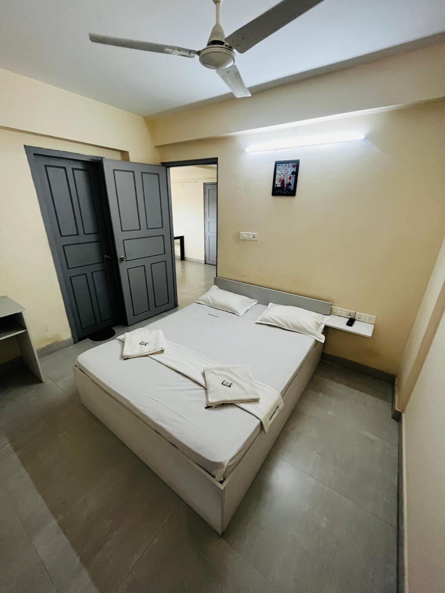 Regal Suites Thiruvananthapuram Zewnętrze zdjęcie